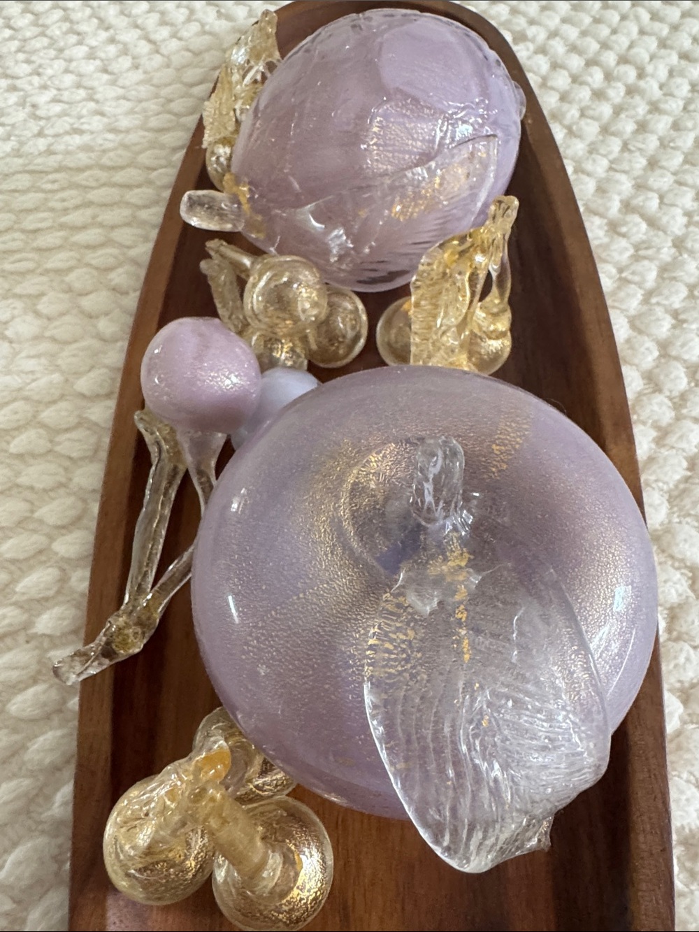 Hand-Blown Lavender/Gold Alfredo Barbini fruit